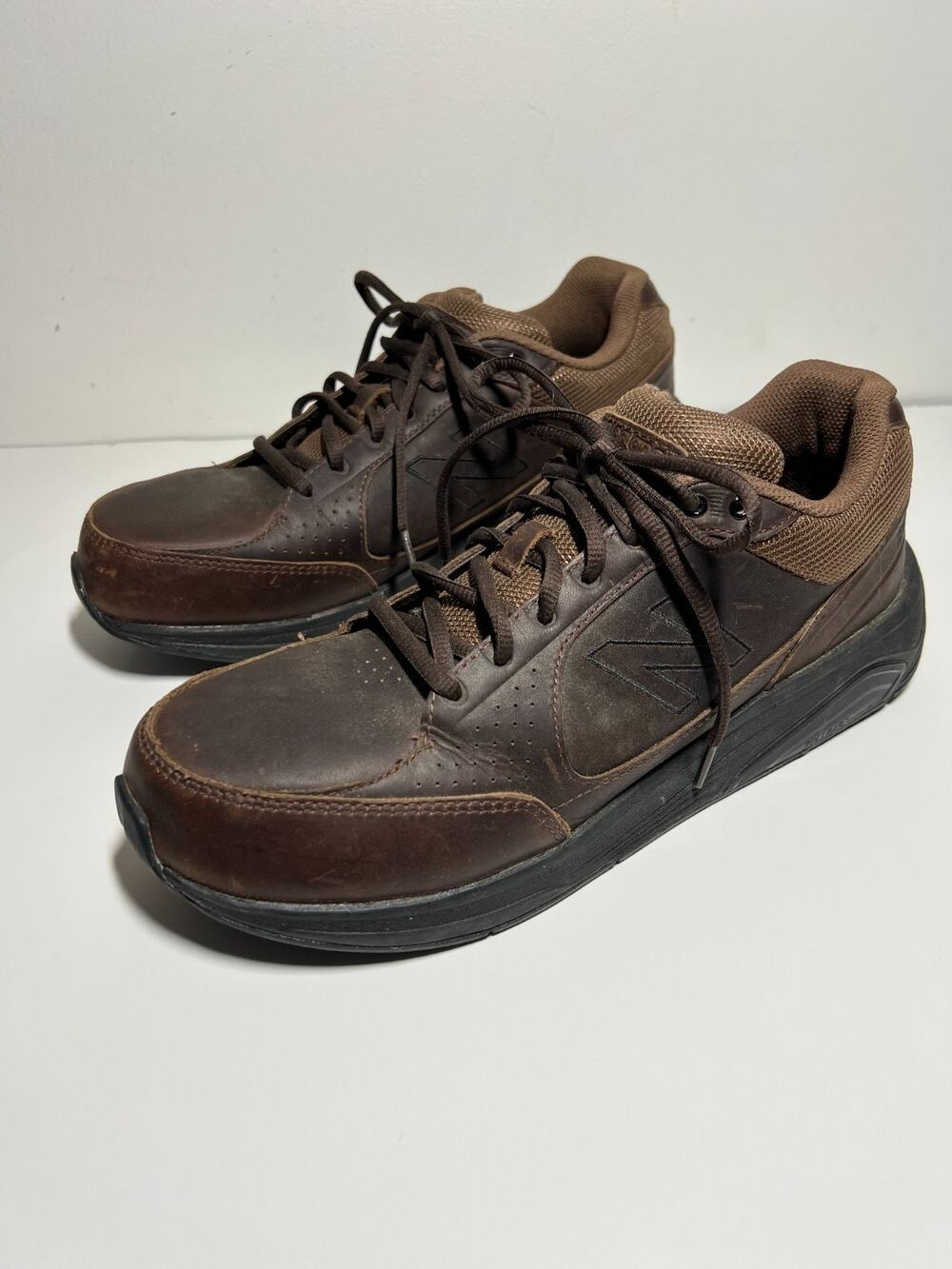 New Balance Men's EUC Brown Leather 928 Walking Comfort Shoe 11.5